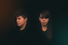 artist sister crayon